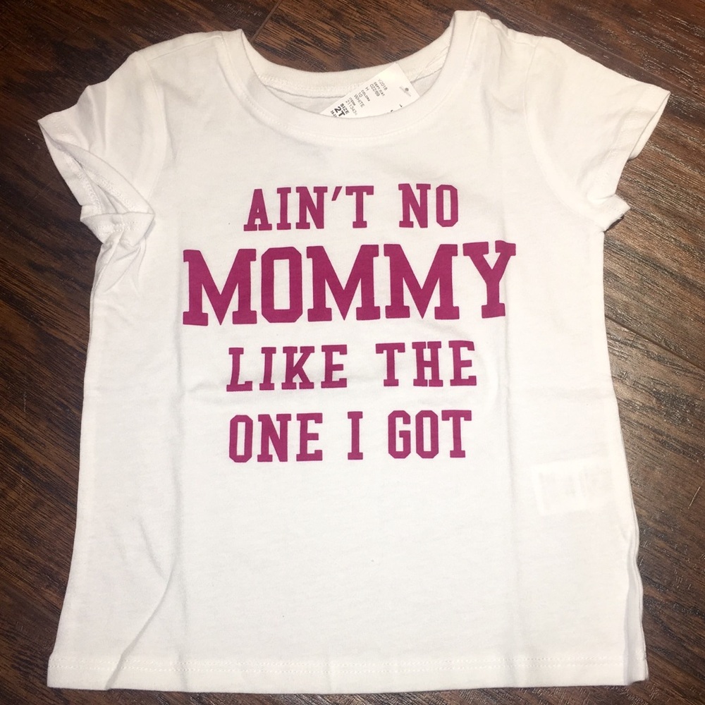 ⭐️AIN’T NO MOMMY TEE